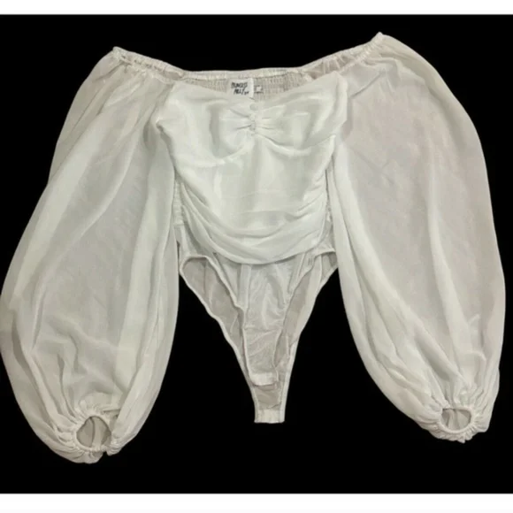 Princess Polly White Sheer Long-Sleeve Ruched Bodysuit - Picture 4 of 6